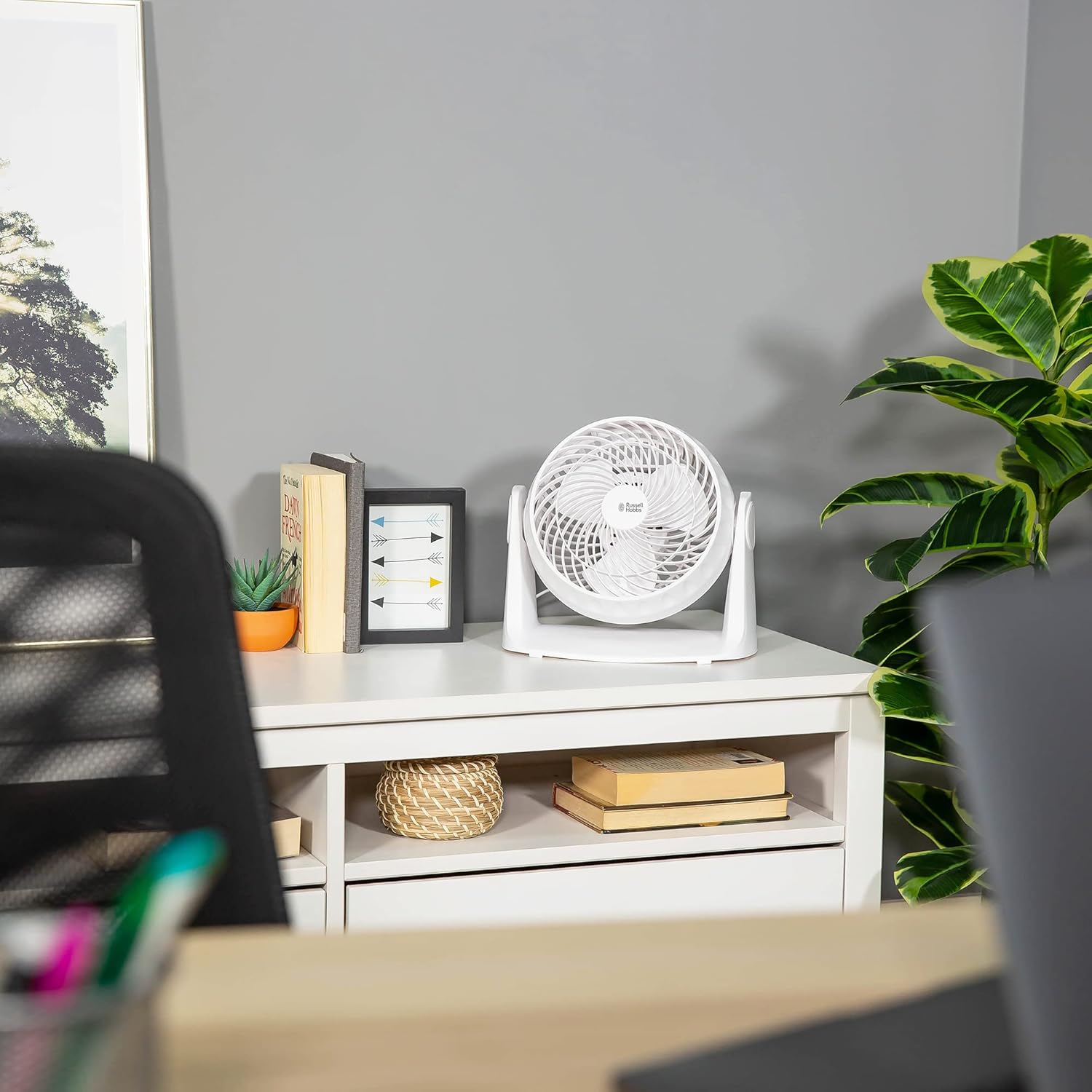 Russell Hobbs 8 inch High Velocity Plastic Desk Fan RHVD0831, White