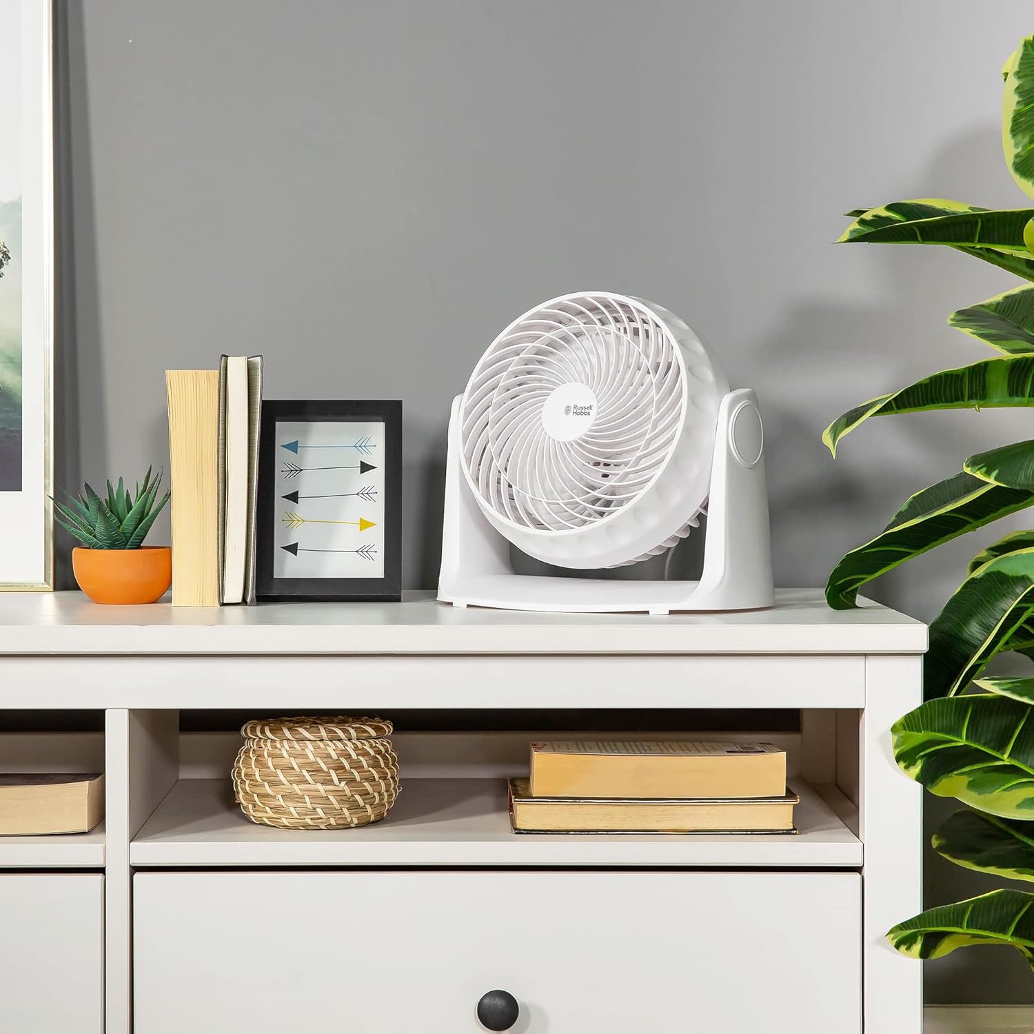 Russell Hobbs 8 inch High Velocity Plastic Desk Fan RHVD0831, White