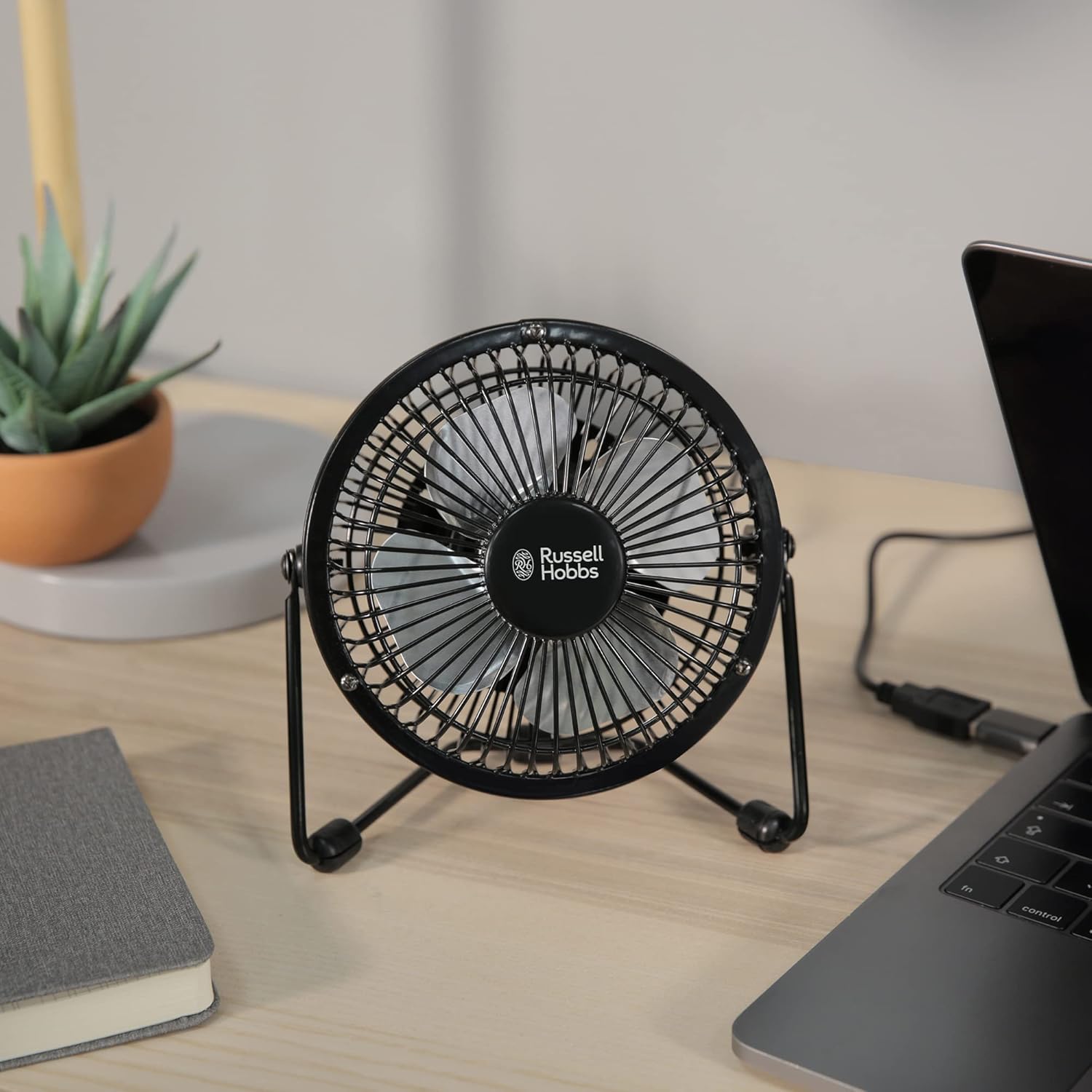 Russell Hobbs 4 inch Lightweight Compact Portable USB Desk Fan, Quiet Operation, 1m Cord, Black - RHUSBF0421B