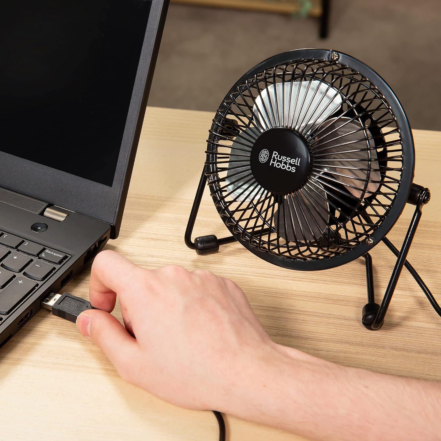 Russell Hobbs 4 inch Lightweight Compact Portable USB Desk Fan, Quiet Operation, 1m Cord, Black - RHUSBF0421B
